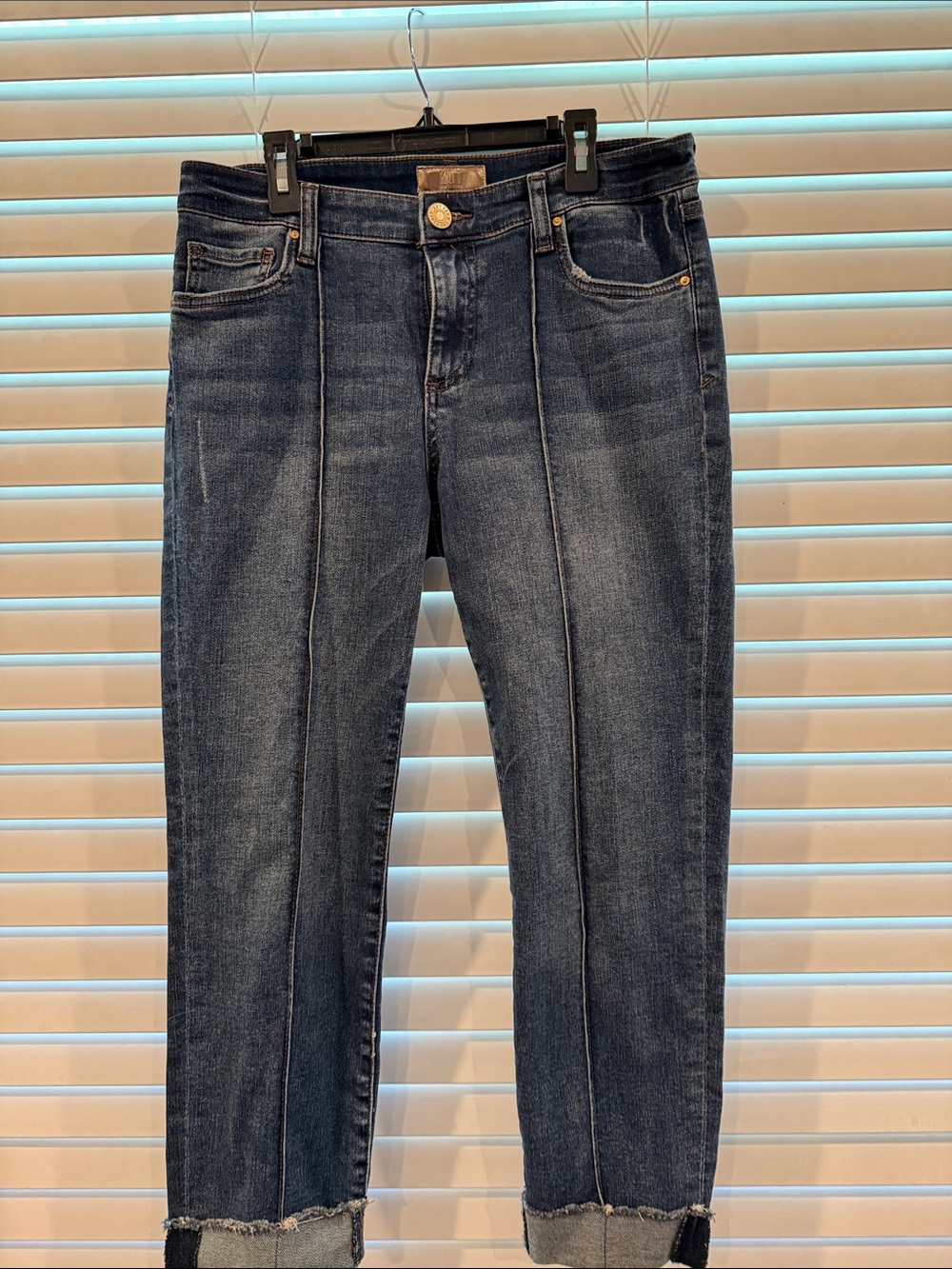 Kut from the Kloth Dark Blue Ankle Jeans with Front Seams